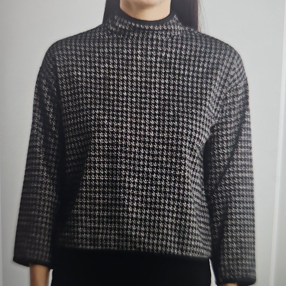 NWT MAX STUDIO Houndstooth Funnel Neck Long Sleeved Top 2   Sizes